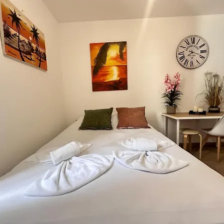 Chavalliaud 12 Cocon En Rdc Proche Centre-ville *